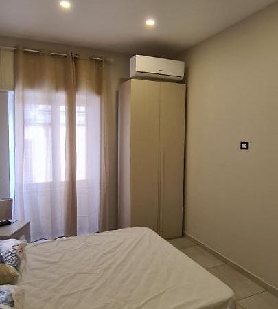 Garibaldi Room Nápoly Kültér fotó